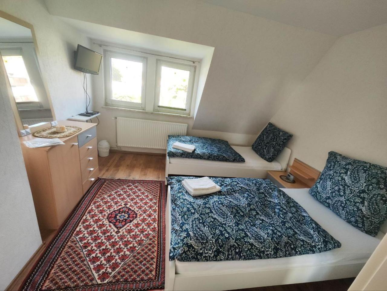 Schickes 110Qm Ferienhaus In Naehe Vw, Messe,Dez Und Orangerie Kassel Dış mekan fotoğraf